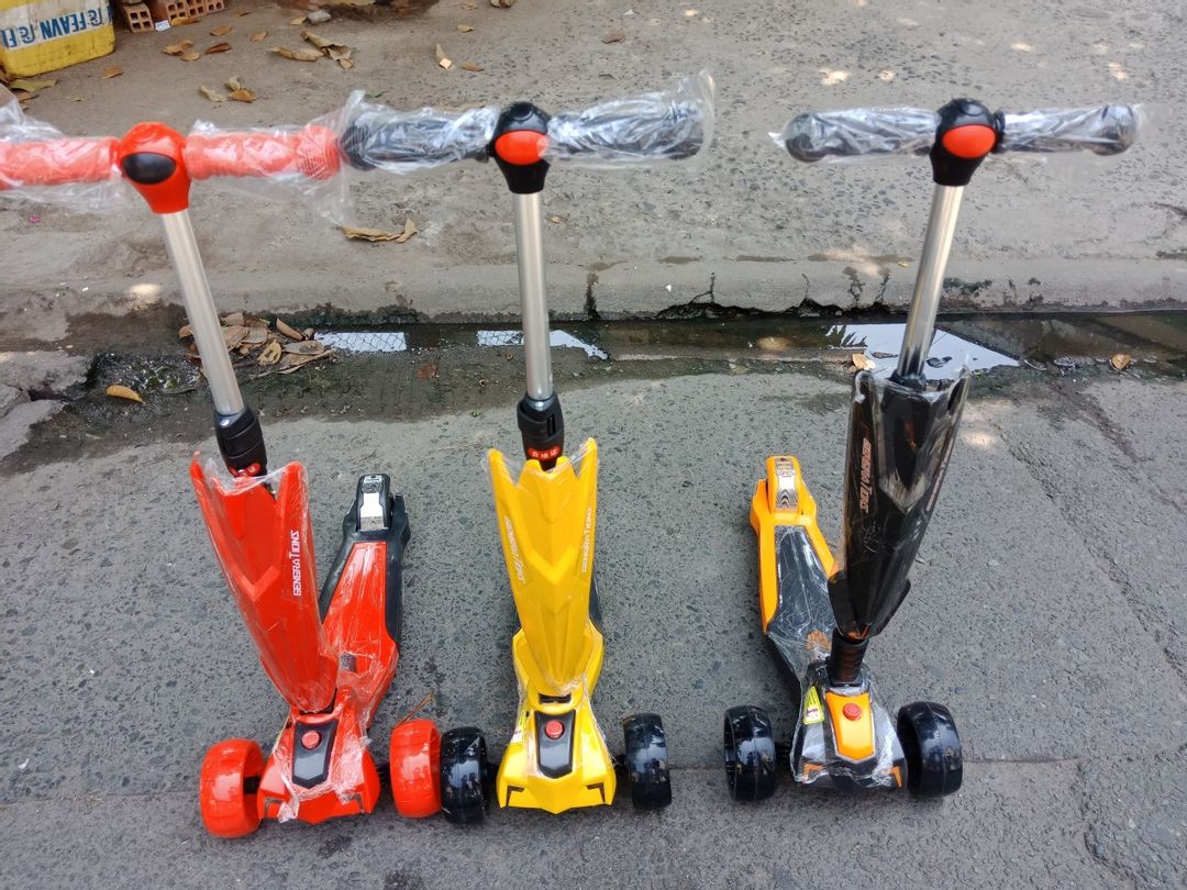 Xe Trượt Scooter Bánh Lớn, Phanh Sau An Toàn 599