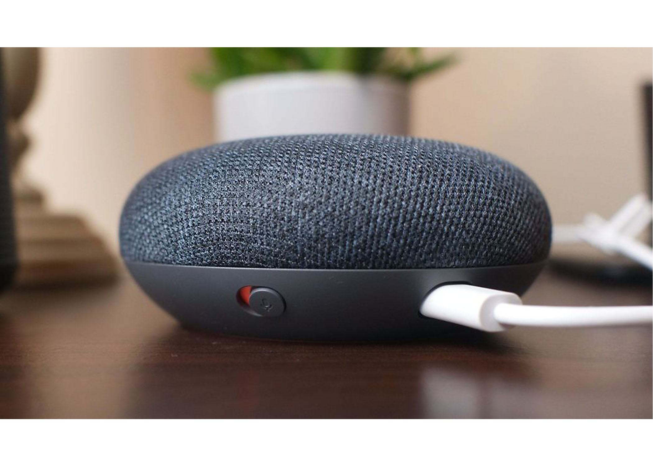 Google Home Mini