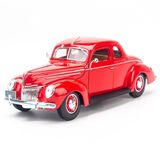 Mô hình Xe Ford Deluxe Coupe 1939 1:18