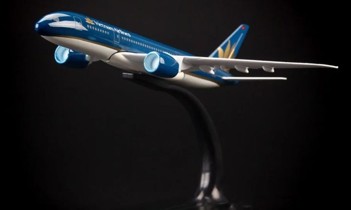 Mô hình Máy bay VietNam Airlines B787 16cm