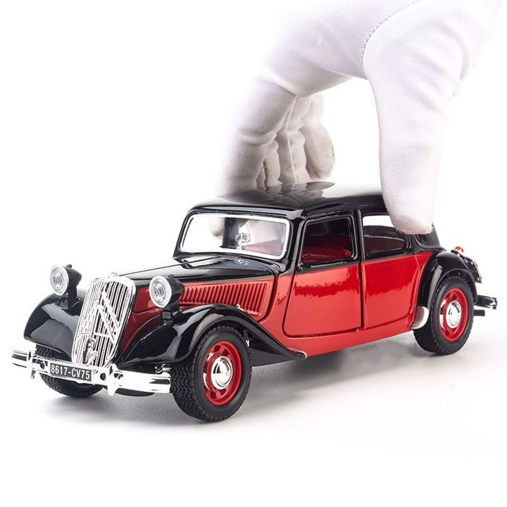 Mô hình Xe Citroen 15CV TA 1938 1:24