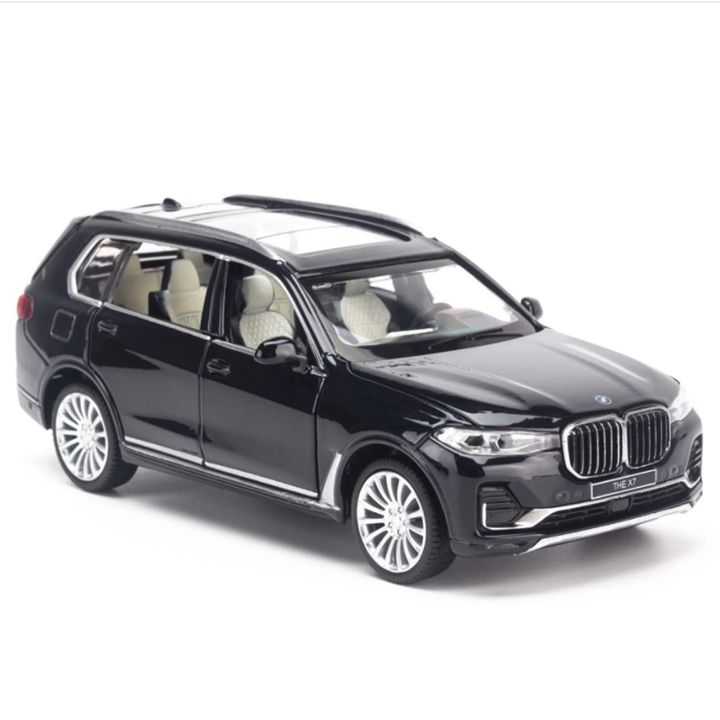 Mô hình Xe BMW X7 1:32 UNI