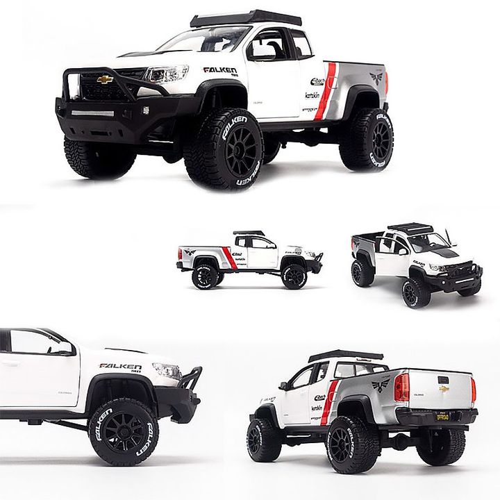 Mô hình Xe Chevrolet Colorado ZR2 2017 Off-Road 1:27