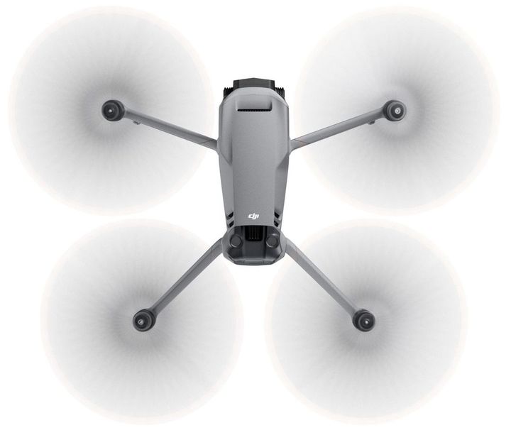 DJI Mavic 3 Pro (+ DJI RC)