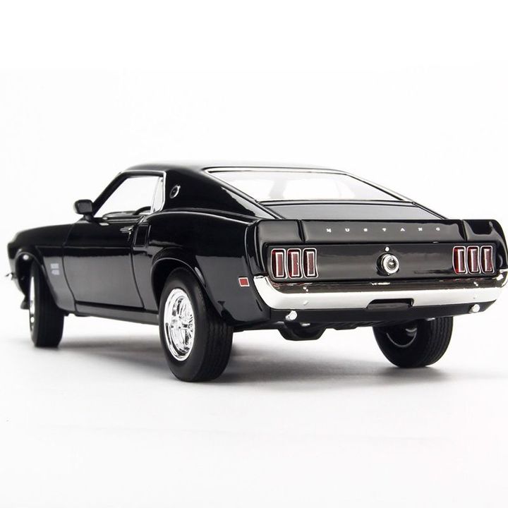 Mô hình Xe Ford Mustang Boss 429 - 1969 1:24 Welly