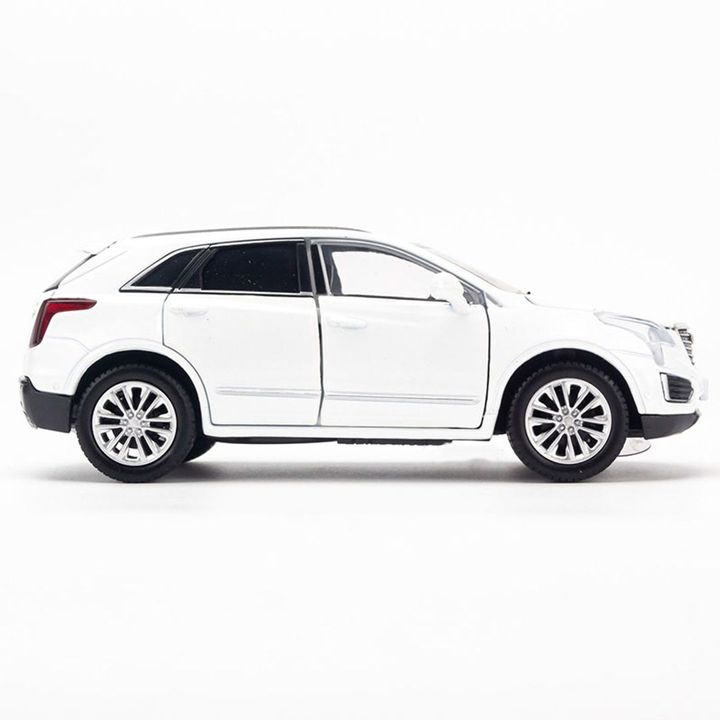 Mô hình Xe Cadillac XT5 1:32