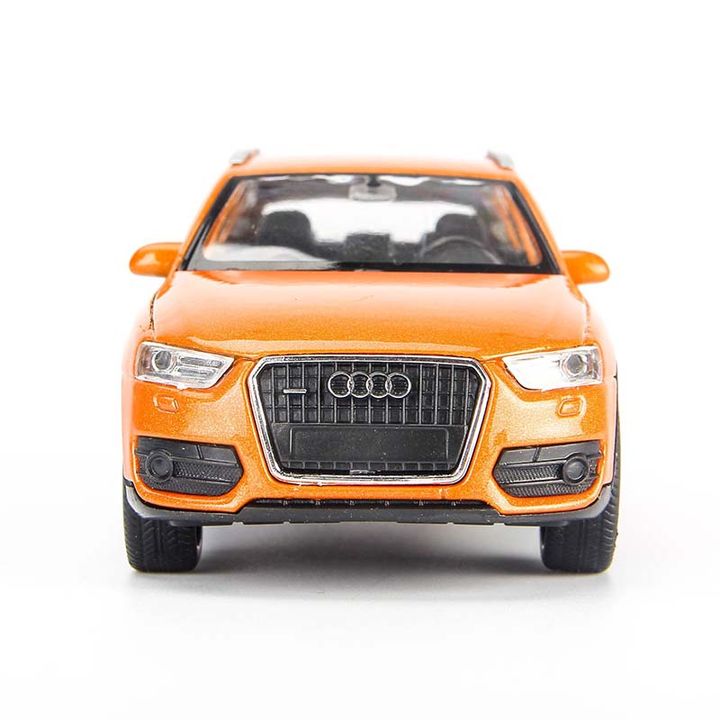 Mô hình Xe Audi Q3 1:36