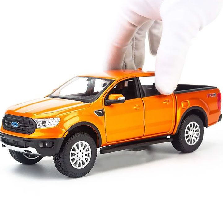 Mô hình Xe Ford Ranger 2019 Cam 1:24