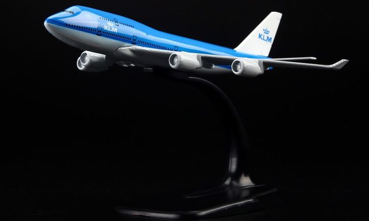 Mô hình Máy bay KLM Royal Dutch Airlines Boeing B747 16cm