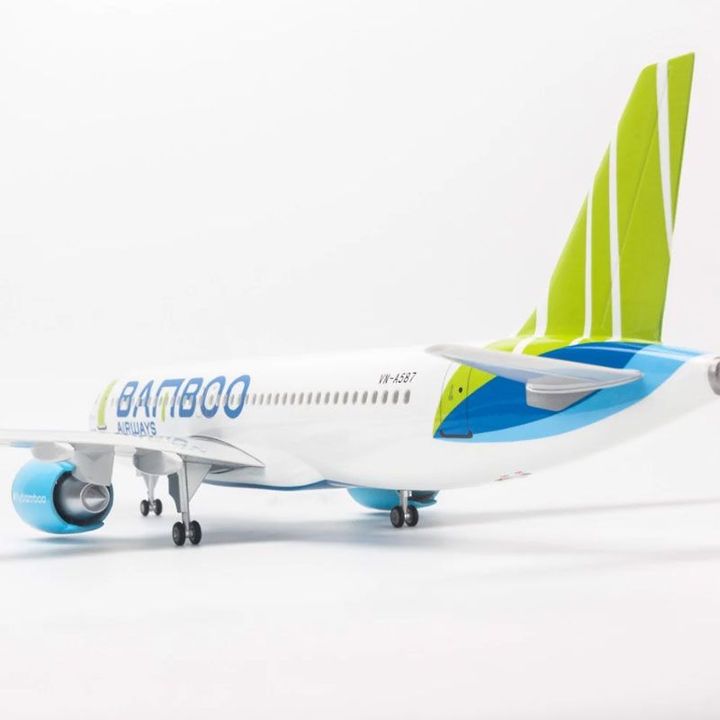 Mô hình Máy bay lắp ghép BamBoo Airways Airbus A320 47cm