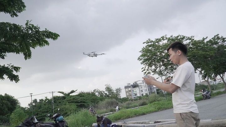 Flycam DJI Mini 3 Pro Bản không có Remote (No RC)