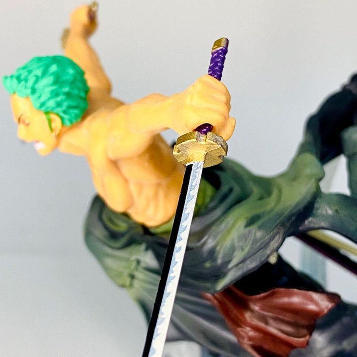 Mô hình One Piece Zoro Tam Kiếm Demon Slash 17cm