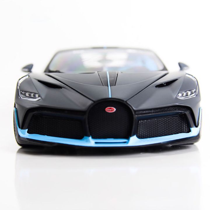 Mô hình Xe Bugatti Divo Dark Gray Burago MH18 1:18