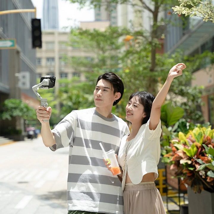 Gimbal chống rung điện thoại Feiyu Vimble 4