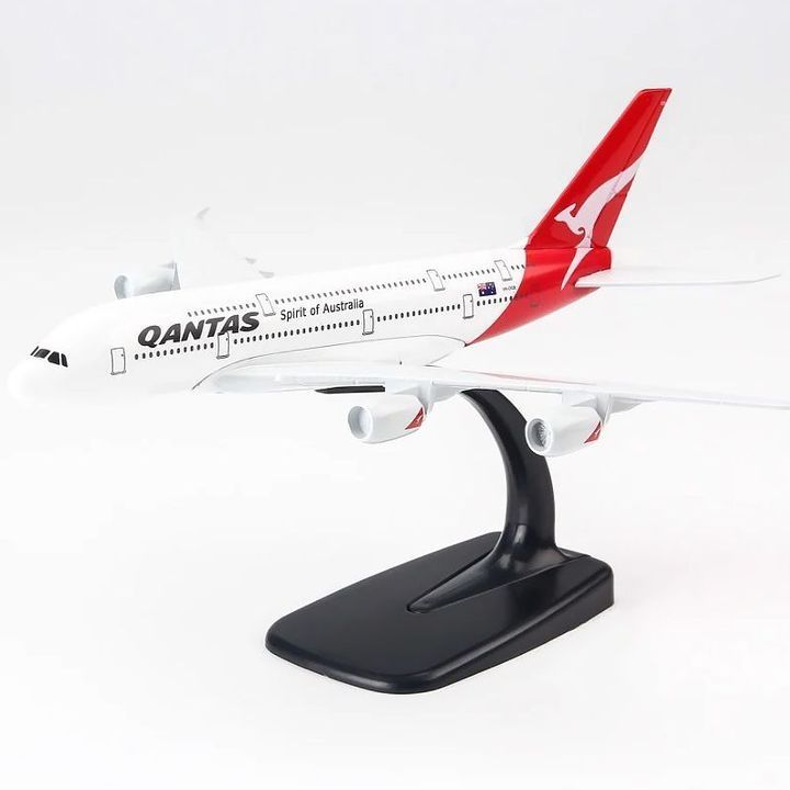 Mô hình Máy bay Qantas Airbus A380 16cm