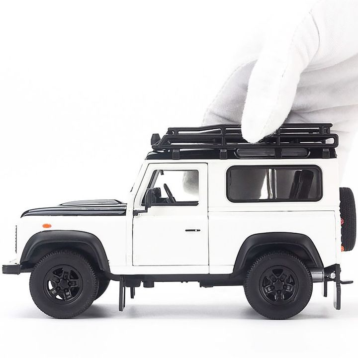 Mô hình Xe Land Rover Defender Off-Road Edition 1:24 Welly