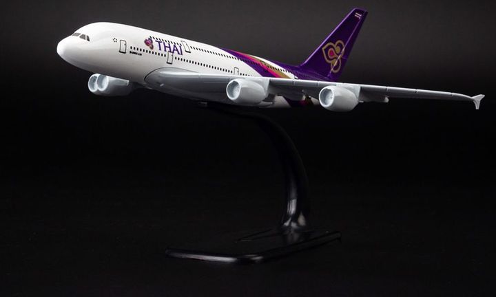 Mô hình Máy bay Thai Airways Airbus A380 20cm