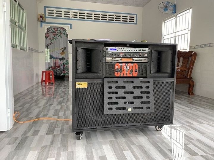 Loa kéo karaoke di động